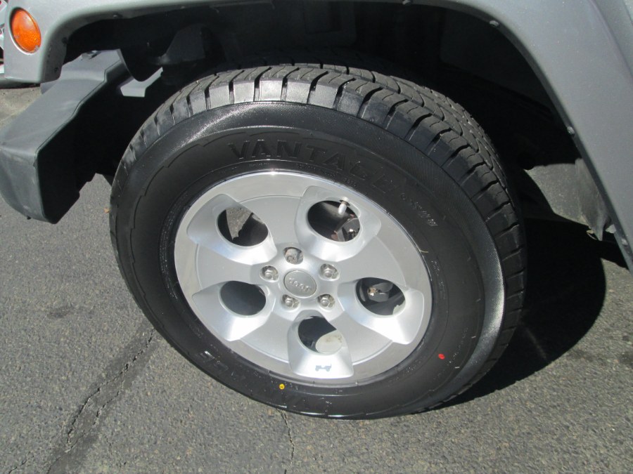 2013 Jeep Wrangler Unlimited 4WD 4dr Sahara, available for sale in Levittown, Pennsylvania | Levittown Auto. Levittown, Pennsylvania 2013 Jeep Wrangler Unlimited 4WD 4dr Sahara, available for sale in Levittown, Pennsylvania | Levittown Auto. Levittown, Pennsylvania