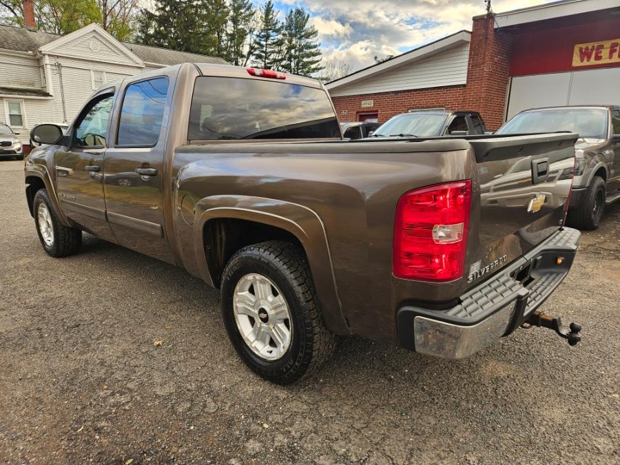 2007 Chevrolet Silverado 1500 LT1 4WD Crew Cab 5.3 V8, available for sale in East Windsor, Connecticut | Toro Auto. East Windsor, Connecticut 2007 Chevrolet Silverado 1500 LT1 4WD Crew Cab 5.3 V8, available for sale in East Windsor, Connecticut | Toro Auto. East Windsor, Connecticut