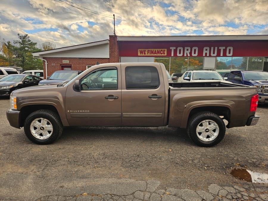 2007 Chevrolet Silverado 1500 LT1 4WD Crew Cab 5.3 V8, available for sale in East Windsor, Connecticut | Toro Auto. East Windsor, Connecticut 2007 Chevrolet Silverado 1500 LT1 4WD Crew Cab 5.3 V8, available for sale in East Windsor, Connecticut | Toro Auto. East Windsor, Connecticut