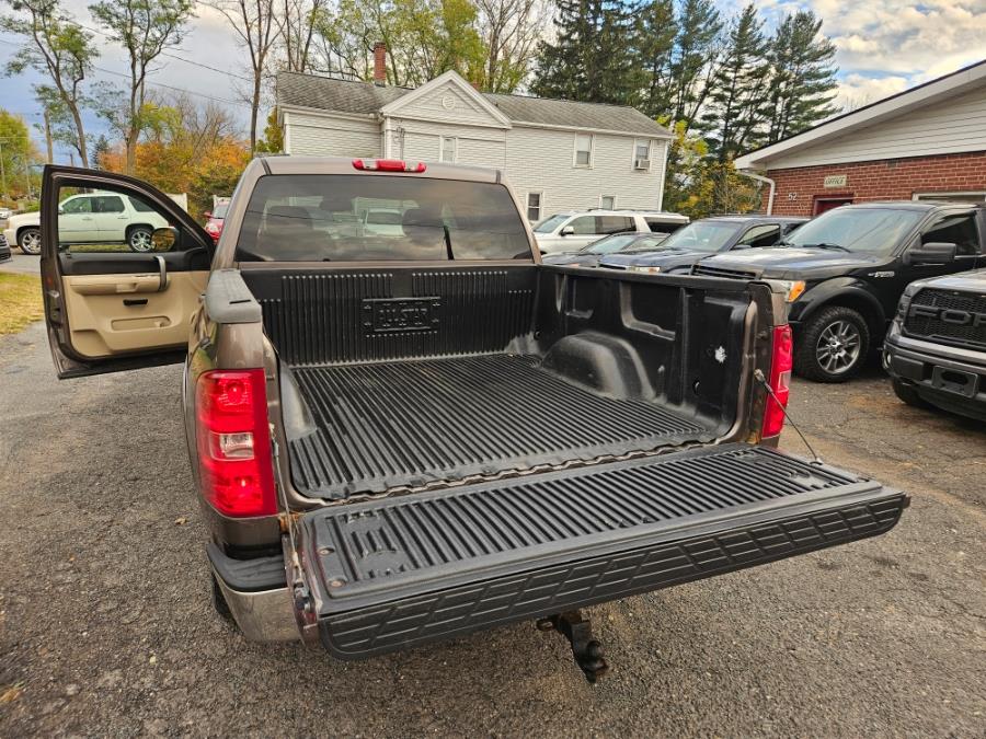 2007 Chevrolet Silverado 1500 LT1 4WD Crew Cab 5.3 V8, available for sale in East Windsor, Connecticut | Toro Auto. East Windsor, Connecticut 2007 Chevrolet Silverado 1500 LT1 4WD Crew Cab 5.3 V8, available for sale in East Windsor, Connecticut | Toro Auto. East Windsor, Connecticut