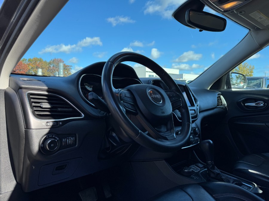 2020 Jeep Cherokee Trailhawk 4x4, available for sale in Ortonville, Michigan | Marsh Auto Sales LLC. Ortonville, Michigan 2020 Jeep Cherokee Trailhawk 4x4, available for sale in Ortonville, Michigan | Marsh Auto Sales LLC. Ortonville, Michigan