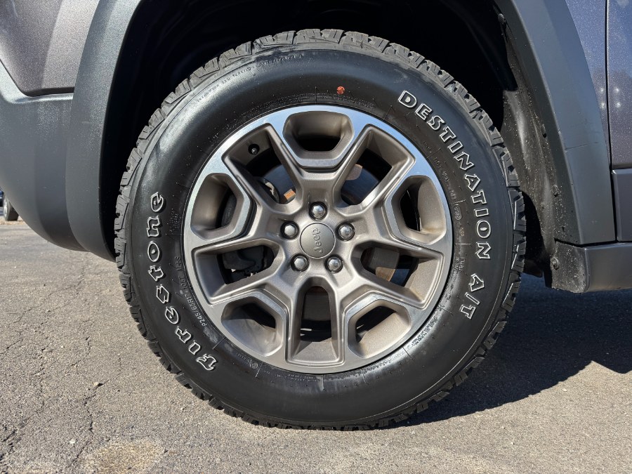 2020 Jeep Cherokee Trailhawk 4x4, available for sale in Ortonville, Michigan | Marsh Auto Sales LLC. Ortonville, Michigan 2020 Jeep Cherokee Trailhawk 4x4, available for sale in Ortonville, Michigan | Marsh Auto Sales LLC. Ortonville, Michigan