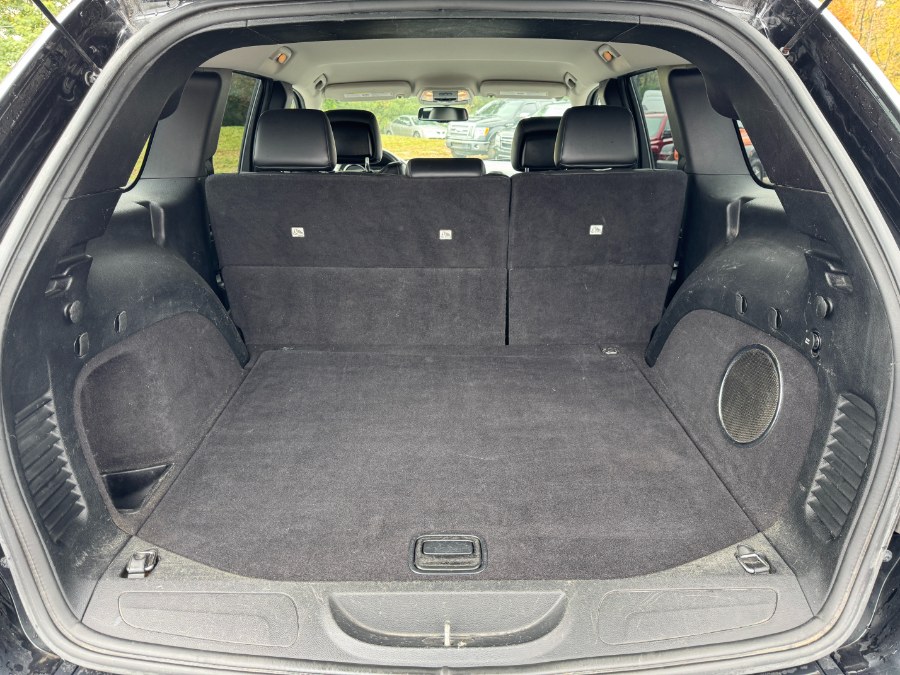 2012 Jeep Grand Cherokee 4WD 4dr Laredo, available for sale in Ortonville, Michigan | Marsh Auto Sales LLC. Ortonville, Michigan 2012 Jeep Grand Cherokee 4WD 4dr Laredo, available for sale in Ortonville, Michigan | Marsh Auto Sales LLC. Ortonville, Michigan