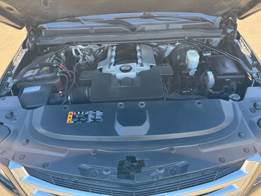 2017 Cadillac Escalade 4WD 4dr Luxury, available for sale in Ortonville, Michigan | Marsh Auto Sales LLC. Ortonville, Michigan 2017 Cadillac Escalade 4WD 4dr Luxury, available for sale in Ortonville, Michigan | Marsh Auto Sales LLC. Ortonville, Michigan