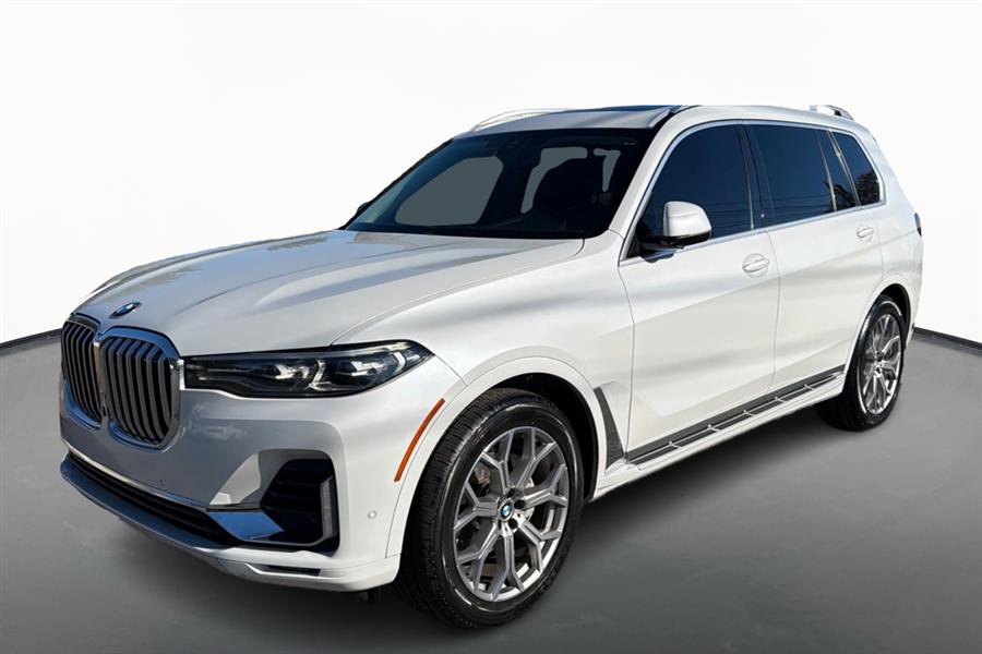 Used 2021 BMW X7 in Lindenhurst, New York | Power Motor Group. Lindenhurst, New York