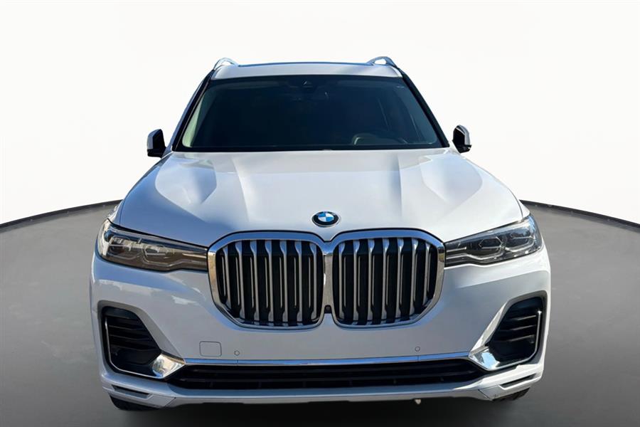 2021 BMW X7