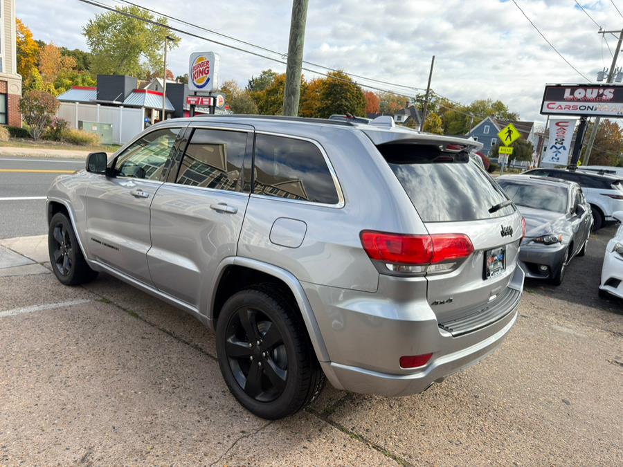2015 Jeep Grand Cherokee Altitude photo 4