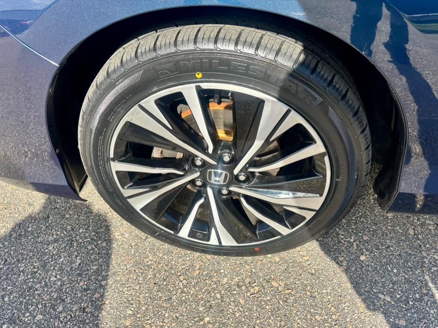 2017 Honda Accord Coupe EX-L V6 Auto, available for sale in South Windsor, Connecticut | Mike And Tony Auto Sales, Inc. South Windsor, Connecticut 2017 Honda Accord Coupe EX-L V6 Auto, available for sale in South Windsor, Connecticut | Mike And Tony Auto Sales, Inc. South Windsor, Connecticut