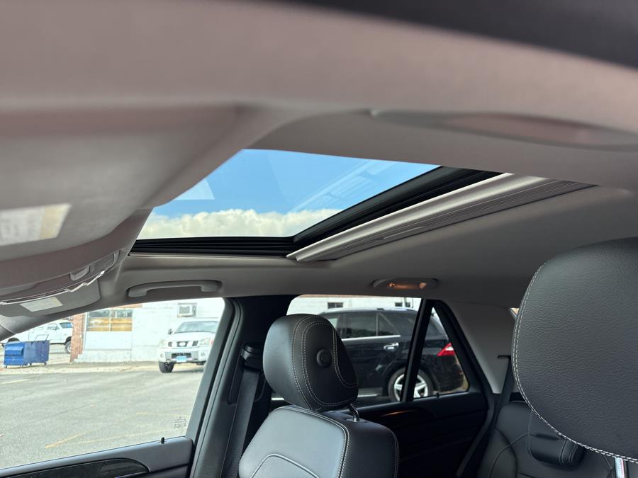 2015 Mercedes-Benz M-Class 4MATIC 4dr ML 350, available for sale in Old Saybrook, Connecticut | Saybrook Auto Barn. Old Saybrook, Connecticut 2015 Mercedes-Benz M-Class 4MATIC 4dr ML 350, available for sale in Old Saybrook, Connecticut | Saybrook Auto Barn. Old Saybrook, Connecticut