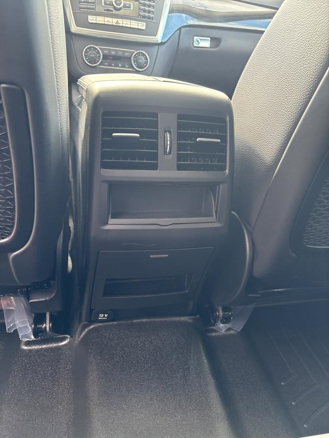 2015 Mercedes-Benz M-Class 4MATIC 4dr ML 350, available for sale in Old Saybrook, Connecticut | Saybrook Auto Barn. Old Saybrook, Connecticut 2015 Mercedes-Benz M-Class 4MATIC 4dr ML 350, available for sale in Old Saybrook, Connecticut | Saybrook Auto Barn. Old Saybrook, Connecticut