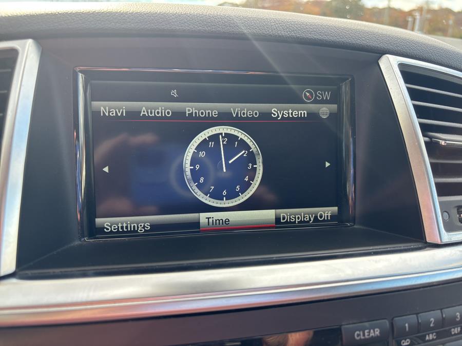 2015 Mercedes-Benz M-Class 4MATIC 4dr ML 350, available for sale in Old Saybrook, Connecticut | Saybrook Auto Barn. Old Saybrook, Connecticut 2015 Mercedes-Benz M-Class 4MATIC 4dr ML 350, available for sale in Old Saybrook, Connecticut | Saybrook Auto Barn. Old Saybrook, Connecticut
