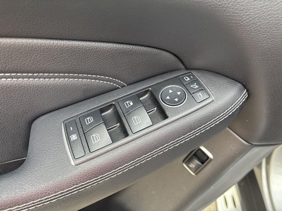2015 Mercedes-Benz M-Class 4MATIC 4dr ML 350, available for sale in Old Saybrook, Connecticut | Saybrook Auto Barn. Old Saybrook, Connecticut 2015 Mercedes-Benz M-Class 4MATIC 4dr ML 350, available for sale in Old Saybrook, Connecticut | Saybrook Auto Barn. Old Saybrook, Connecticut