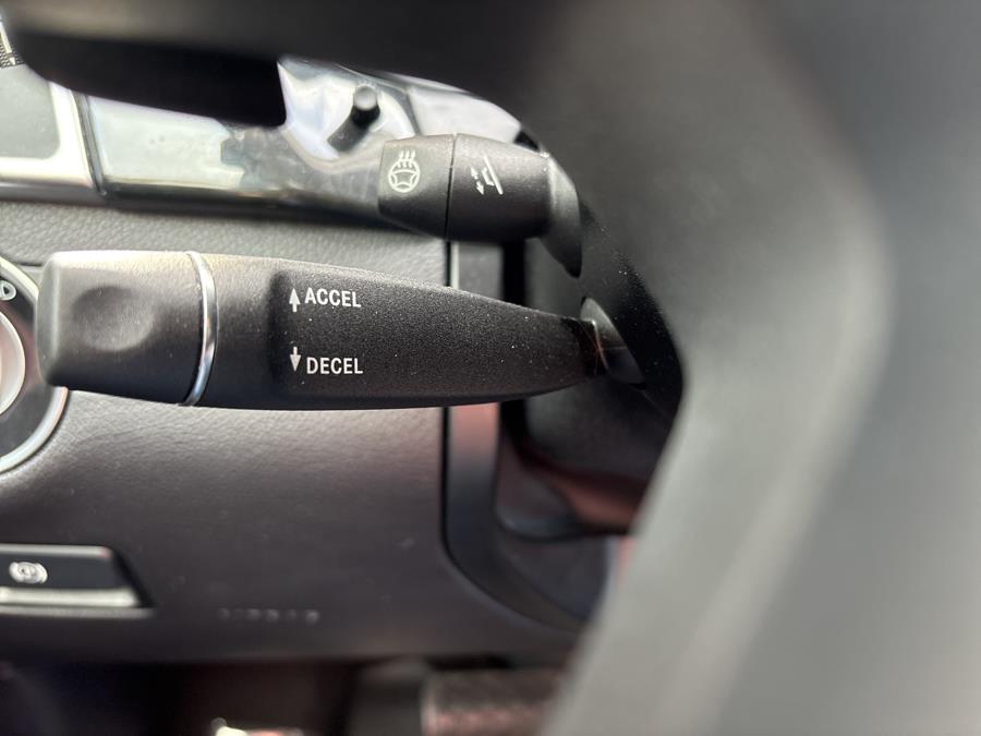 2015 Mercedes-Benz M-Class 4MATIC 4dr ML 350, available for sale in Old Saybrook, Connecticut | Saybrook Auto Barn. Old Saybrook, Connecticut 2015 Mercedes-Benz M-Class 4MATIC 4dr ML 350, available for sale in Old Saybrook, Connecticut | Saybrook Auto Barn. Old Saybrook, Connecticut