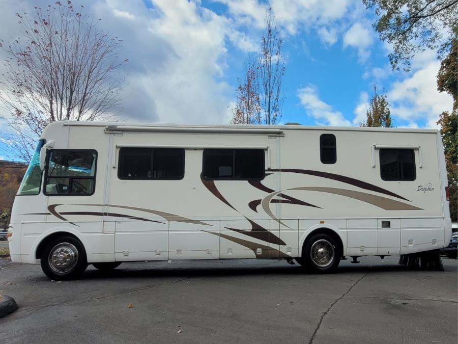 2004 DOLPHIN WORKHORSE W22 LX LX, available for sale in Canton, Connecticut | Lava Motors. Canton, Connecticut 2004 DOLPHIN WORKHORSE W22 LX LX, available for sale in Canton, Connecticut | Lava Motors. Canton, Connecticut