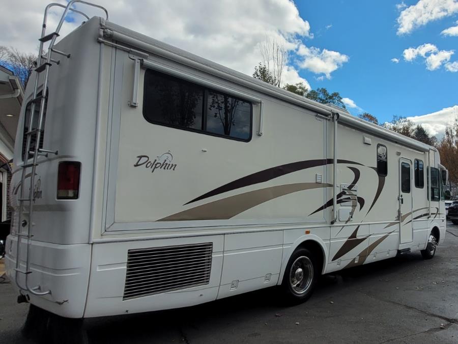 2004 DOLPHIN WORKHORSE W22 LX LX, available for sale in Canton, Connecticut | Lava Motors. Canton, Connecticut 2004 DOLPHIN WORKHORSE W22 LX LX, available for sale in Canton, Connecticut | Lava Motors. Canton, Connecticut