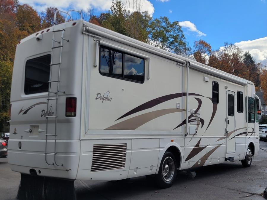 2004 DOLPHIN WORKHORSE W22 LX LX, available for sale in Canton, Connecticut | Lava Motors. Canton, Connecticut 2004 DOLPHIN WORKHORSE W22 LX LX, available for sale in Canton, Connecticut | Lava Motors. Canton, Connecticut