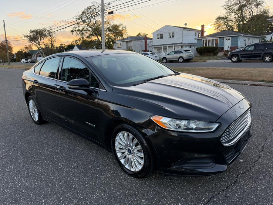 2013 Ford Fusion 4dr Sdn SE Hybrid FWD, available for sale in Copiague, New York | Great Deal Motors. Copiague, New York 2013 Ford Fusion 4dr Sdn SE Hybrid FWD, available for sale in Copiague, New York | Great Deal Motors. Copiague, New York