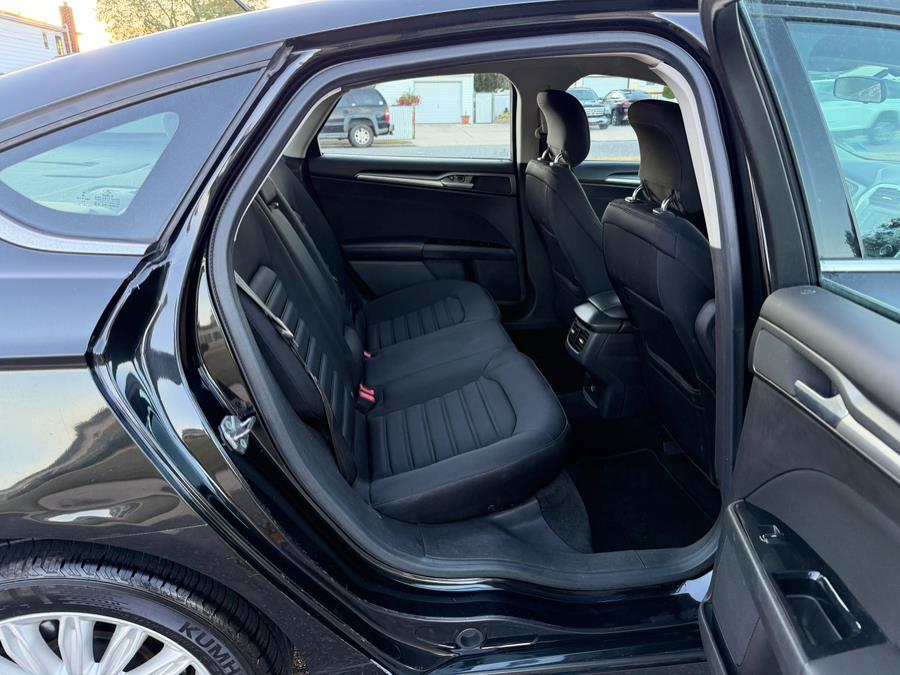 2013 Ford Fusion 4dr Sdn SE Hybrid FWD, available for sale in Copiague, New York | Great Deal Motors. Copiague, New York 2013 Ford Fusion 4dr Sdn SE Hybrid FWD, available for sale in Copiague, New York | Great Deal Motors. Copiague, New York