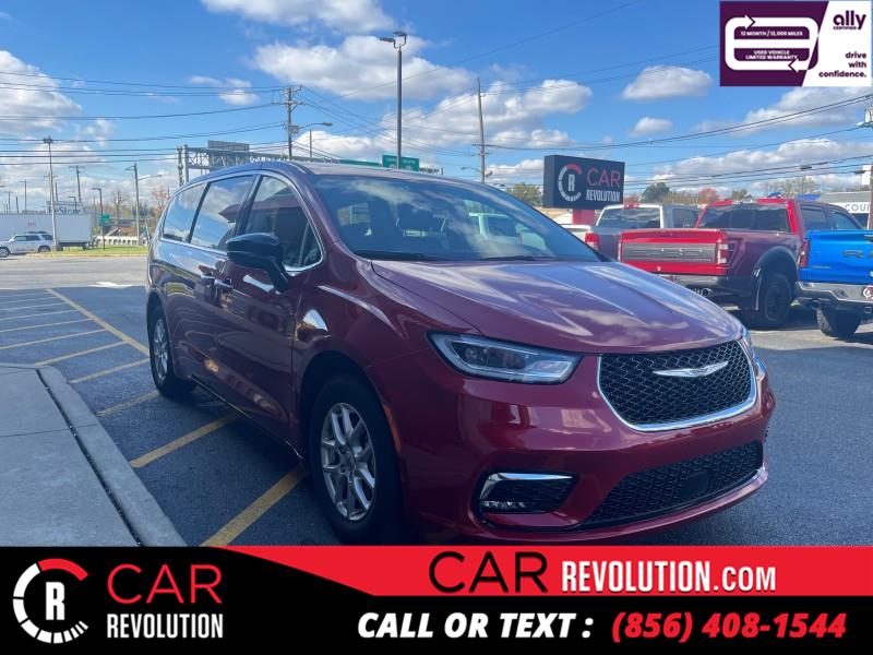 Used 2024 Chrysler Pacifica in Avenel, New Jersey | Car Revolution. Avenel, New Jersey