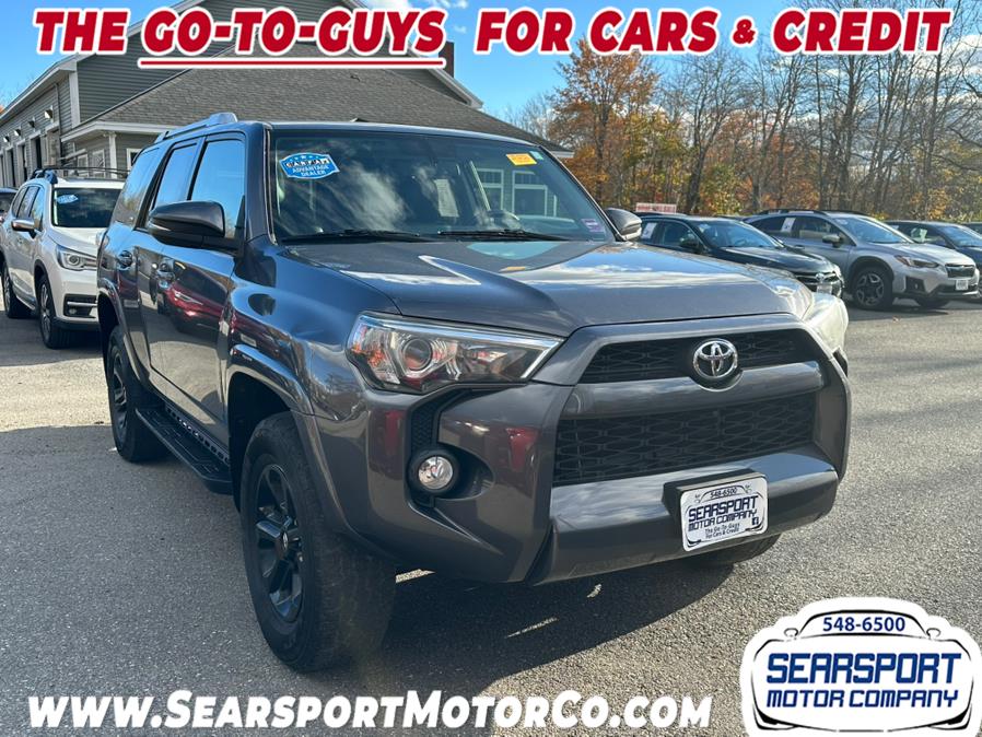 2016 Toyota 4Runner SR5 photo 3