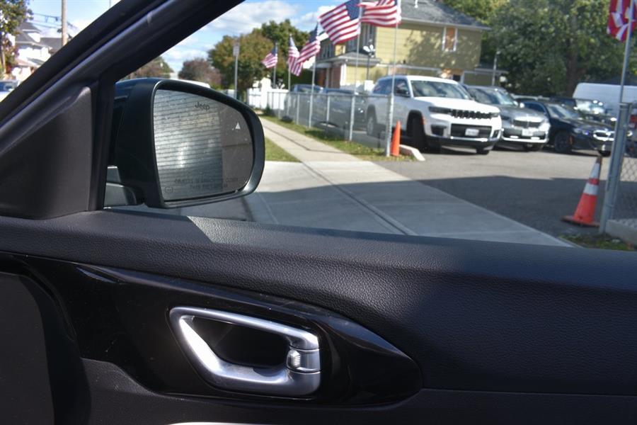 2022 Jeep Compass Limited, available for sale in Valley Stream, New York | Certified Performance Motors. Valley Stream, New York 2022 Jeep Compass Limited, available for sale in Valley Stream, New York | Certified Performance Motors. Valley Stream, New York