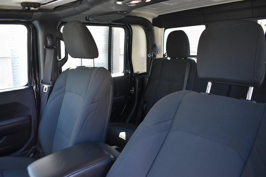 2022 Jeep Gladiator Sport, available for sale in Valley Stream, New York | Certified Performance Motors. Valley Stream, New York 2022 Jeep Gladiator Sport, available for sale in Valley Stream, New York | Certified Performance Motors. Valley Stream, New York