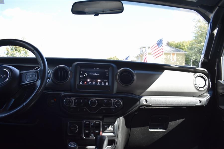 2022 Jeep Gladiator Sport, available for sale in Valley Stream, New York | Certified Performance Motors. Valley Stream, New York 2022 Jeep Gladiator Sport, available for sale in Valley Stream, New York | Certified Performance Motors. Valley Stream, New York