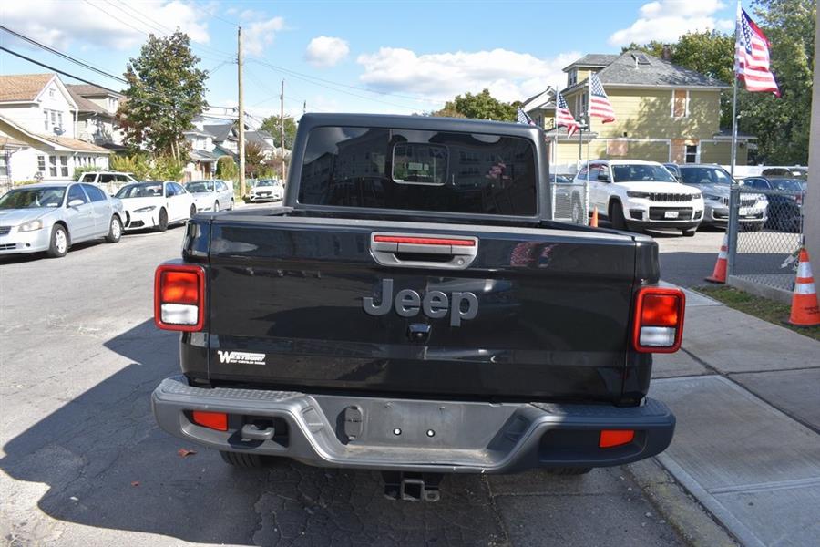 2022 Jeep Gladiator Sport, available for sale in Valley Stream, New York | Certified Performance Motors. Valley Stream, New York 2022 Jeep Gladiator Sport, available for sale in Valley Stream, New York | Certified Performance Motors. Valley Stream, New York