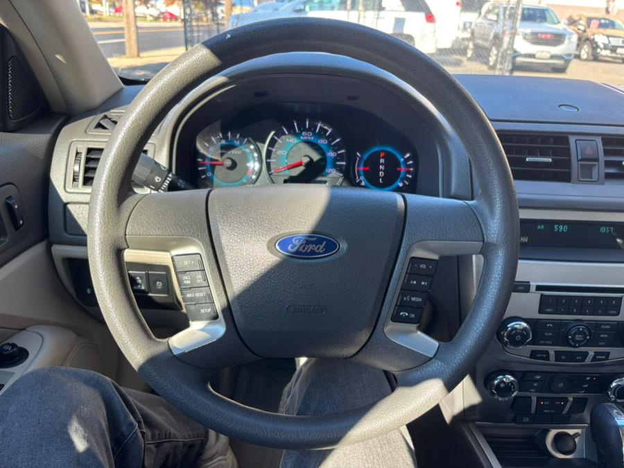 2012 Ford Fusion 4dr Sdn SE FWD, available for sale in New haven, Connecticut | Wilson Maturo Motors. New haven, Connecticut 2012 Ford Fusion 4dr Sdn SE FWD, available for sale in New haven, Connecticut | Wilson Maturo Motors. New haven, Connecticut