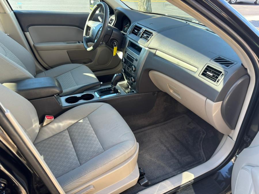 2012 Ford Fusion 4dr Sdn SE FWD, available for sale in New haven, Connecticut | Wilson Maturo Motors. New haven, Connecticut 2012 Ford Fusion 4dr Sdn SE FWD, available for sale in New haven, Connecticut | Wilson Maturo Motors. New haven, Connecticut