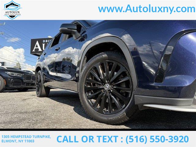 2023 Toyota Highlander XSE photo 3