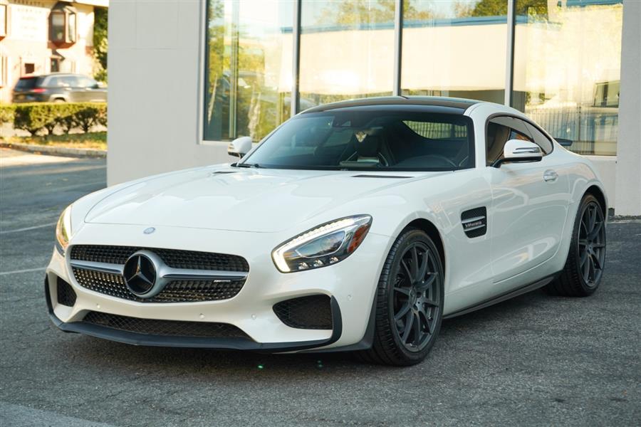 2017 Mercedes Benz AMG GT GT photo 4