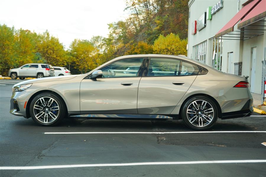 2024 Bmw 530i 530i xDrive photo 4