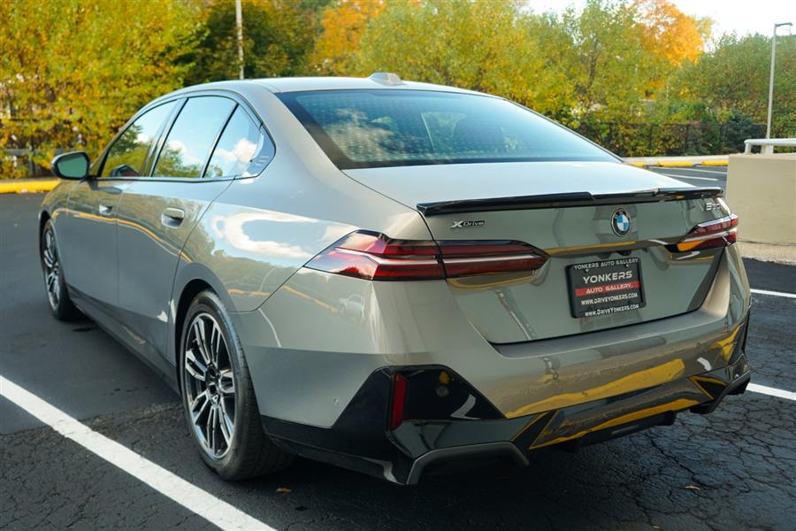 2024 Bmw 530i 530i xDrive photo 3