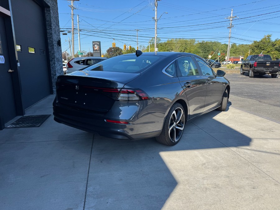 2024 Honda Accord LX photo 2