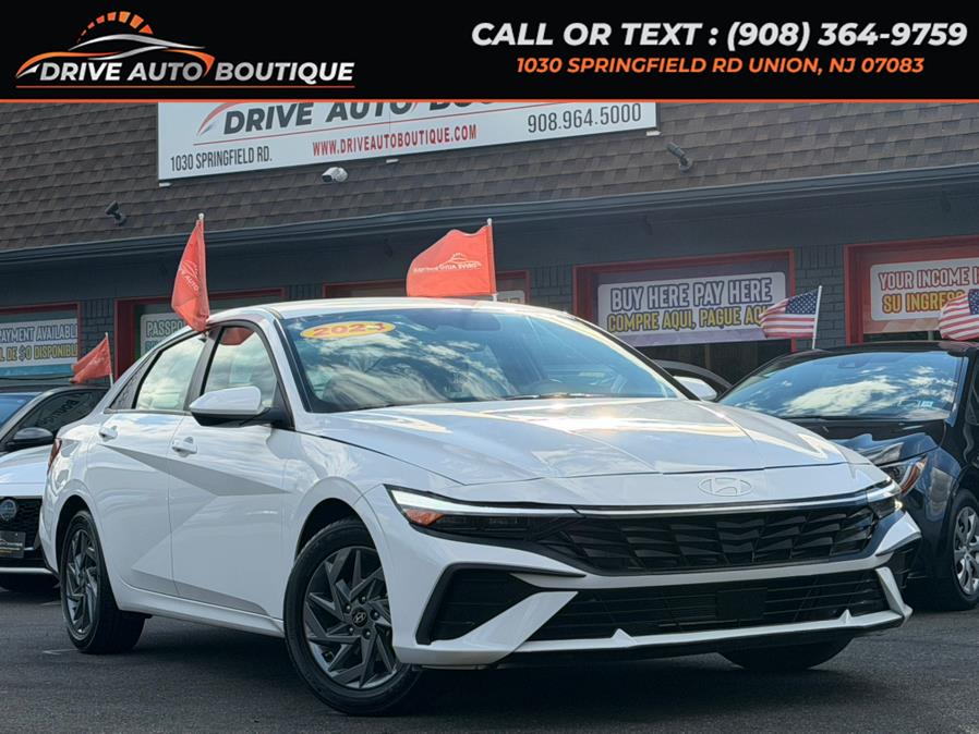 2024 Hyundai Elantra SEL's photo