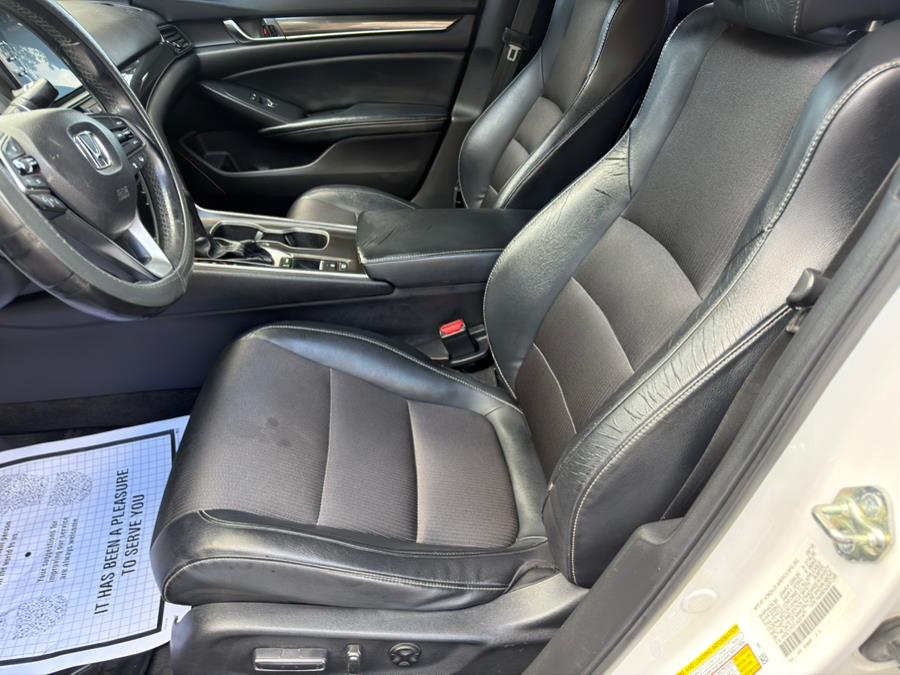 2018 Honda Accord Sedan Sport 1.5T CVT, available for sale in Hialeah, Florida | The Palm Motors LLC. Hialeah, Florida 2018 Honda Accord Sedan Sport 1.5T CVT, available for sale in Hialeah, Florida | The Palm Motors LLC. Hialeah, Florida