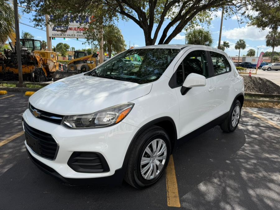 2017 Chevrolet Trax FWD 4dr LS, available for sale in Hialeah, Florida | The Palm Motors LLC. Hialeah, Florida 2017 Chevrolet Trax FWD 4dr LS, available for sale in Hialeah, Florida | The Palm Motors LLC. Hialeah, Florida