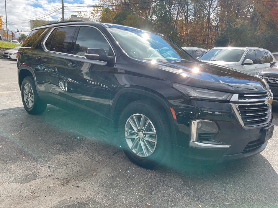 Used 2022 Chevrolet Traverse in Waterbury, Connecticut | Jim Juliani Motors. Waterbury, Connecticut