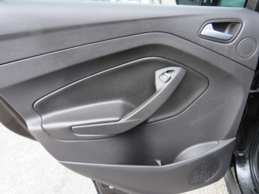 2014 Ford Escape 4WD 4dr Titanium Pano/Navi, available for sale in Middle Village, New York | Road Masters II INC. Middle Village, New York 2014 Ford Escape 4WD 4dr Titanium Pano/Navi, available for sale in Middle Village, New York | Road Masters II INC. Middle Village, New York