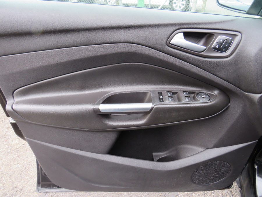 2014 Ford Escape 4WD 4dr Titanium Pano/Navi, available for sale in Middle Village, New York | Road Masters II INC. Middle Village, New York 2014 Ford Escape 4WD 4dr Titanium Pano/Navi, available for sale in Middle Village, New York | Road Masters II INC. Middle Village, New York