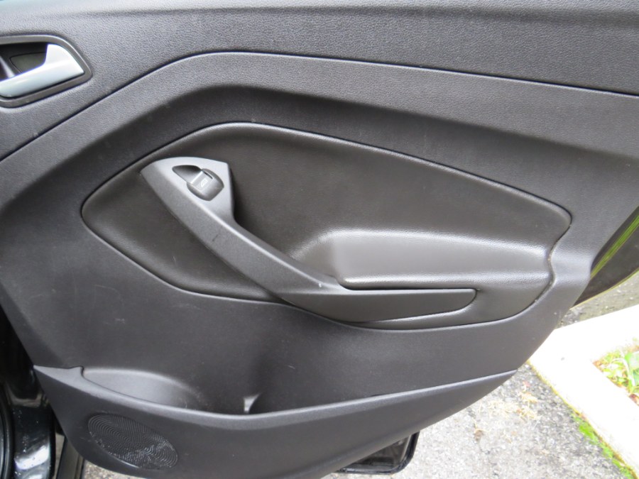 2014 Ford Escape 4WD 4dr Titanium Pano/Navi, available for sale in Middle Village, New York | Road Masters II INC. Middle Village, New York 2014 Ford Escape 4WD 4dr Titanium Pano/Navi, available for sale in Middle Village, New York | Road Masters II INC. Middle Village, New York