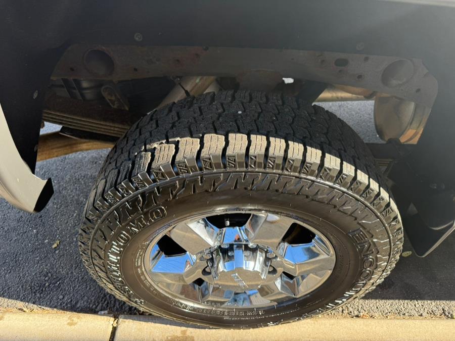 2018 GMC Sierra 2500HD 4WD Double Cab 144.2" SLT, available for sale in East Windsor, Connecticut | Century Auto And Truck. East Windsor, Connecticut 2018 GMC Sierra 2500HD 4WD Double Cab 144.2" SLT, available for sale in East Windsor, Connecticut | Century Auto And Truck. East Windsor, Connecticut