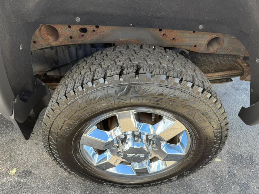 2018 GMC Sierra 2500HD 4WD Double Cab 144.2" SLT, available for sale in East Windsor, Connecticut | Century Auto And Truck. East Windsor, Connecticut 2018 GMC Sierra 2500HD 4WD Double Cab 144.2" SLT, available for sale in East Windsor, Connecticut | Century Auto And Truck. East Windsor, Connecticut