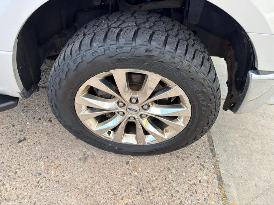 2015 Ford F-150 4WD SuperCrew 145" XLT, available for sale in Manchester, Connecticut | Carsonmain LLC. Manchester, Connecticut 2015 Ford F-150 4WD SuperCrew 145" XLT, available for sale in Manchester, Connecticut | Carsonmain LLC. Manchester, Connecticut