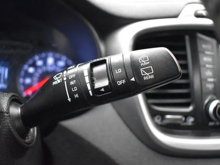 2019 Kia Sorento LX Sport Utility 4D, available for sale in Irvington, New Jersey | NJ Used Cars Center. Irvington, New Jersey 2019 Kia Sorento LX Sport Utility 4D, available for sale in Irvington, New Jersey | NJ Used Cars Center. Irvington, New Jersey