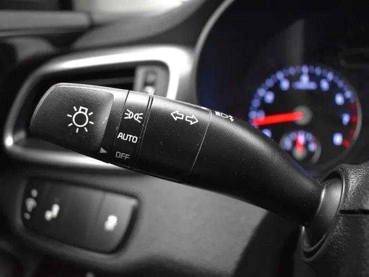 2019 Kia Sorento LX Sport Utility 4D, available for sale in Irvington, New Jersey | NJ Used Cars Center. Irvington, New Jersey 2019 Kia Sorento LX Sport Utility 4D, available for sale in Irvington, New Jersey | NJ Used Cars Center. Irvington, New Jersey