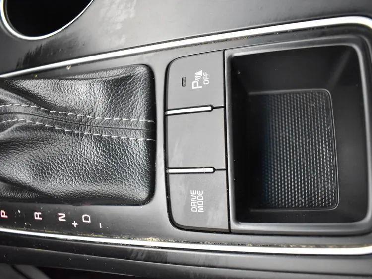 2019 Kia Sorento LX Sport Utility 4D, available for sale in Irvington, New Jersey | NJ Used Cars Center. Irvington, New Jersey 2019 Kia Sorento LX Sport Utility 4D, available for sale in Irvington, New Jersey | NJ Used Cars Center. Irvington, New Jersey