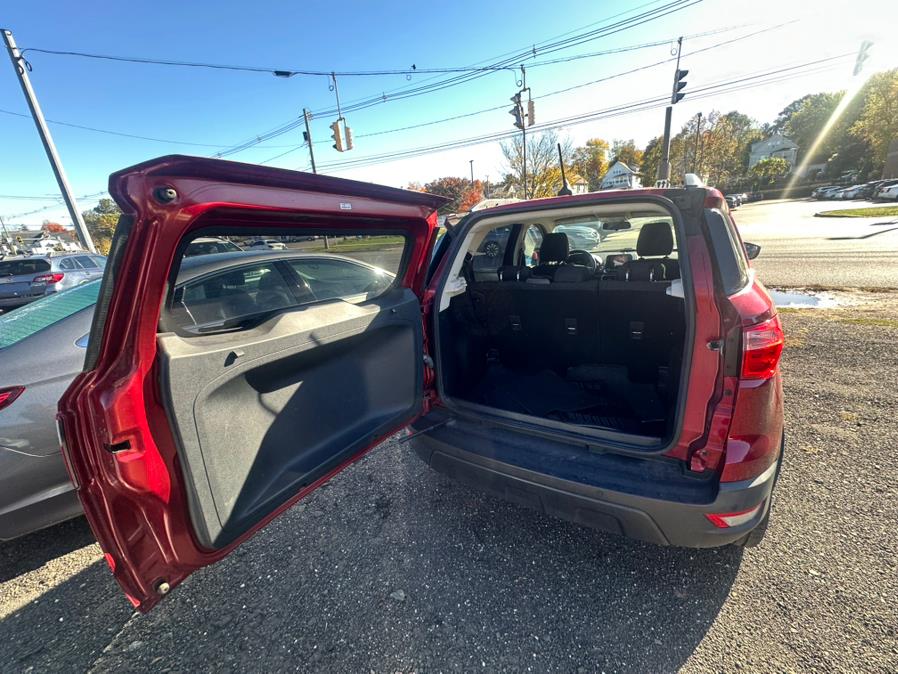 2019 Ford EcoSport SE 4WD, available for sale in Wallingford, Connecticut | Wallingford Auto Center LLC. Wallingford, Connecticut 2019 Ford EcoSport SE 4WD, available for sale in Wallingford, Connecticut | Wallingford Auto Center LLC. Wallingford, Connecticut