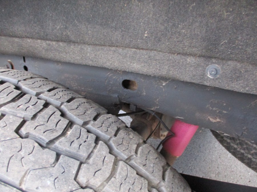 2015 GMC Sierra 1500 4WD Crew Cab 143.5" SLT, available for sale in Suffield, Connecticut | Suffield Auto LLC. Suffield, Connecticut 2015 GMC Sierra 1500 4WD Crew Cab 143.5" SLT, available for sale in Suffield, Connecticut | Suffield Auto LLC. Suffield, Connecticut